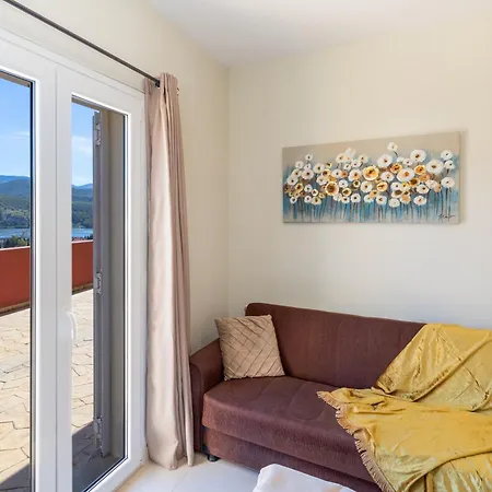 Apartment Phevos Seaview