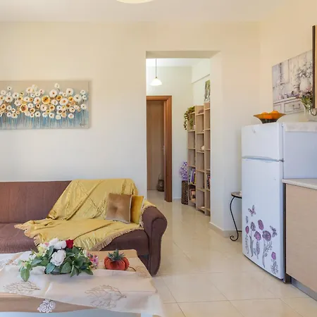 Phevos Seaview Apartament *